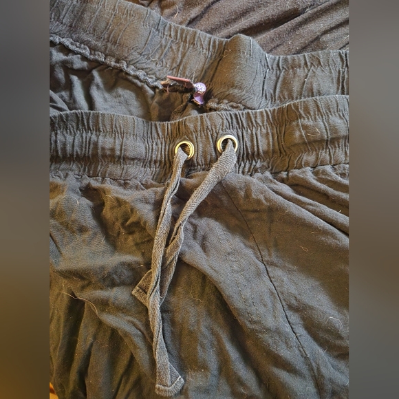 Roman's plus size women's dress pants - Picture 2 of 3